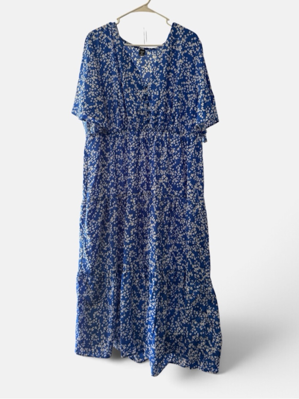 Women's Blue Floral Maxi Dress by LONESS Size 3X